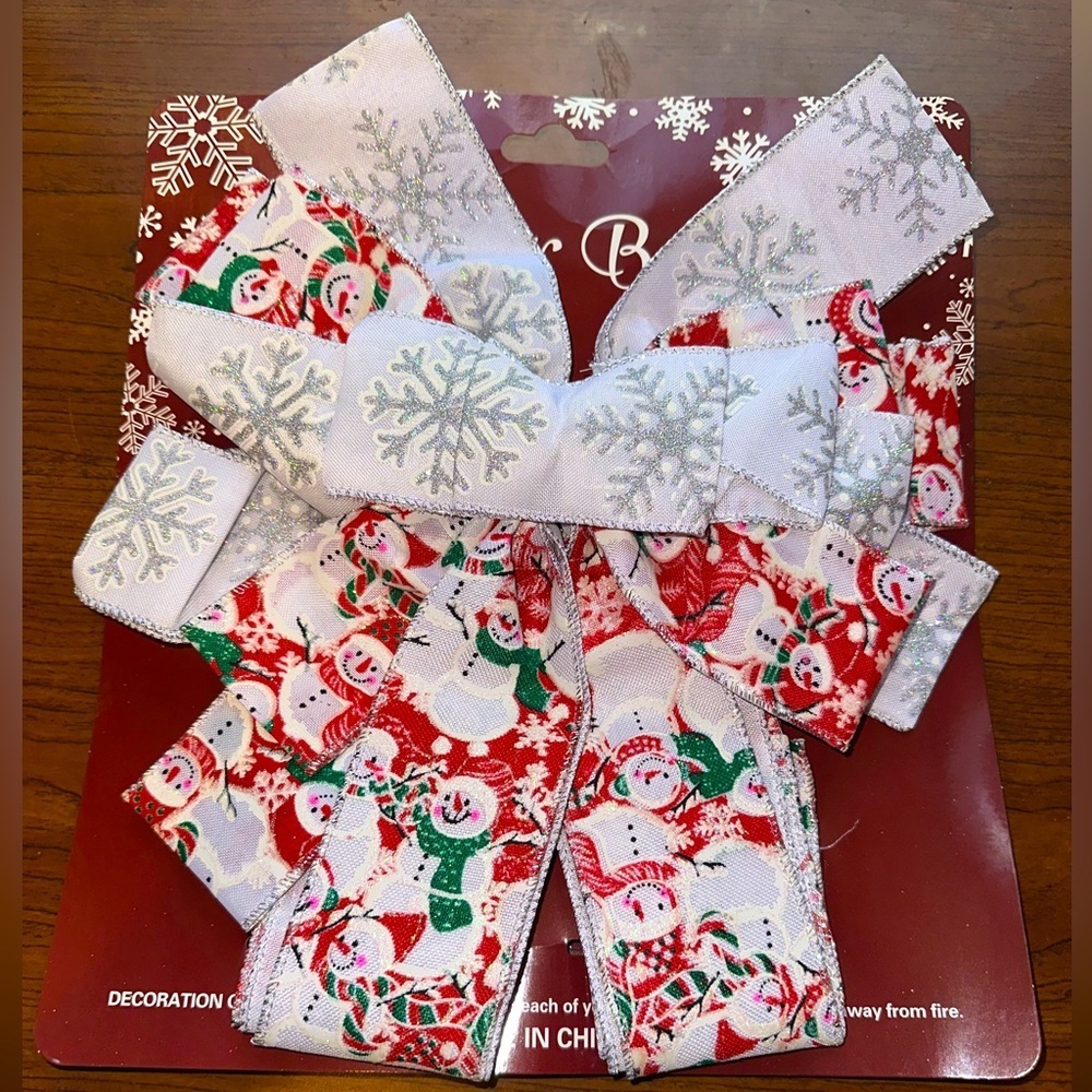 56” Christmas Tree Topper Wreath Door Bow Snowman and Glitter Snowflakes